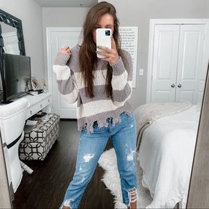 Fabrik Cropped Distressed Grey/White Sweater